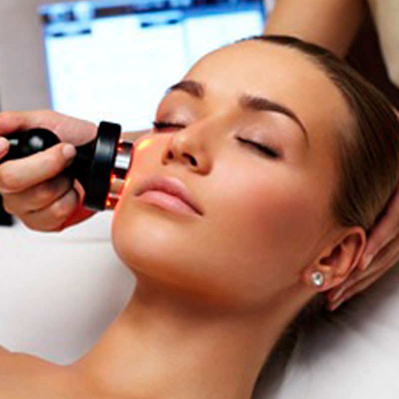 Ángela Morente es un nuevo y acogedor Centro de Estética y Belleza Integral ubicado en el interior del centro deportivo Inacua, de la ciudad de Murcia.